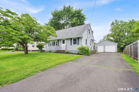 4 King Court Enfield CT 06082
