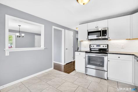 4 King Court Enfield CT 06082