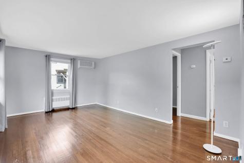 4 King Court Enfield CT 06082