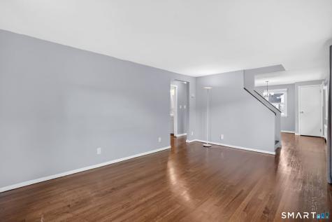 4 King Court Enfield CT 06082