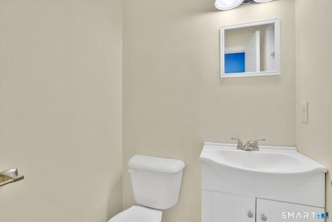 4 King Court Enfield CT 06082