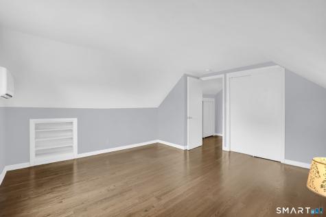 4 King Court Enfield CT 06082