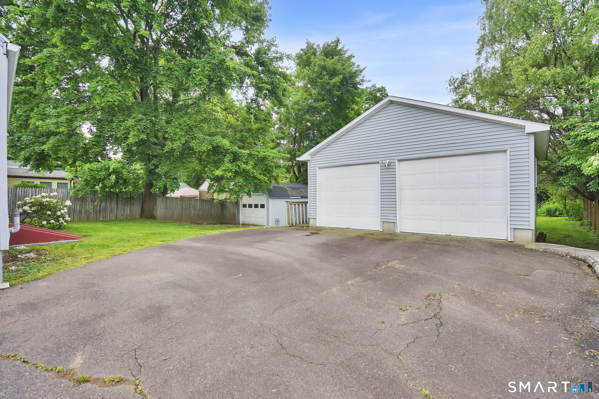 4 King Court Enfield CT 06082
