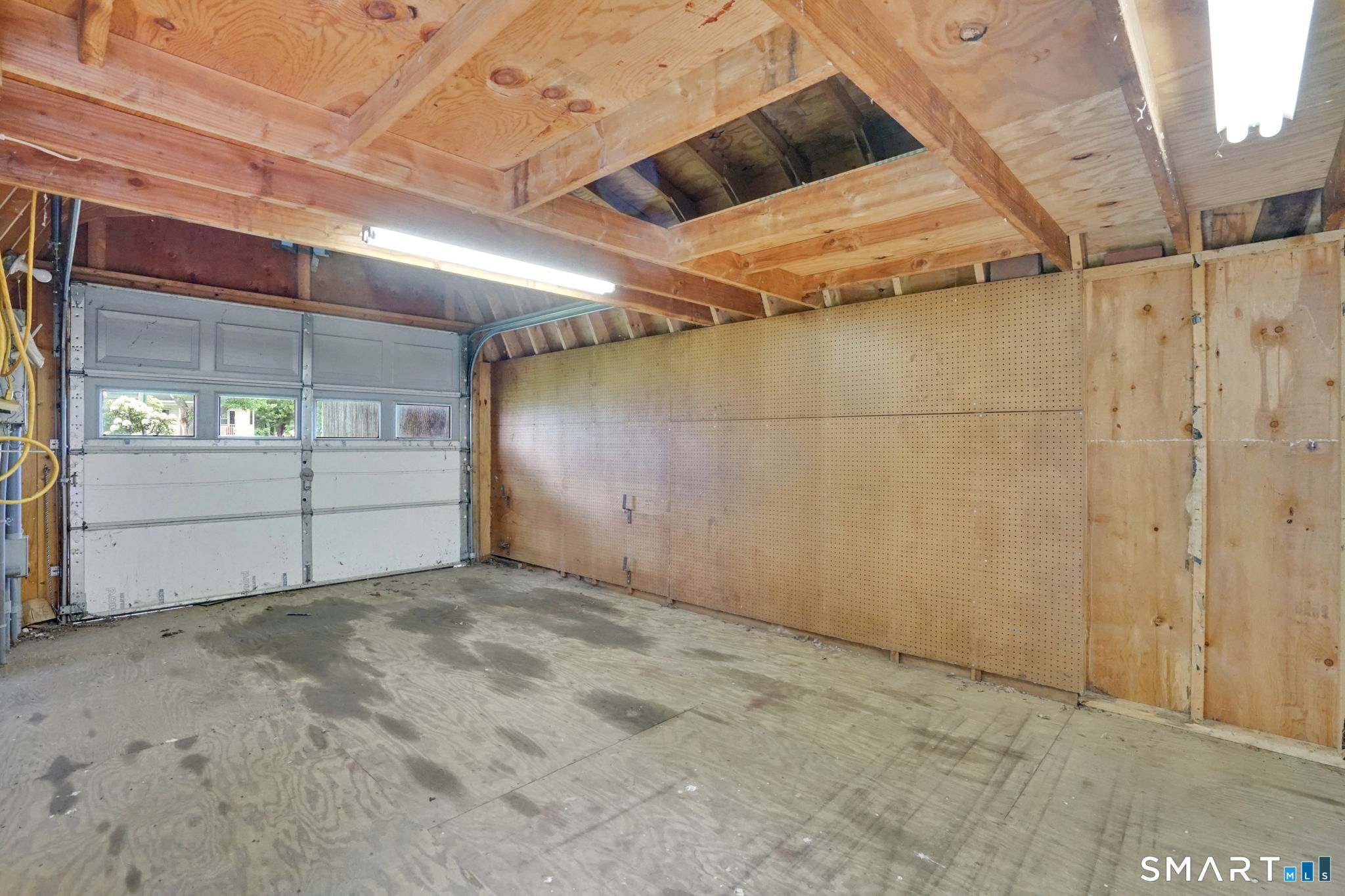 4 King Court Enfield CT 06082