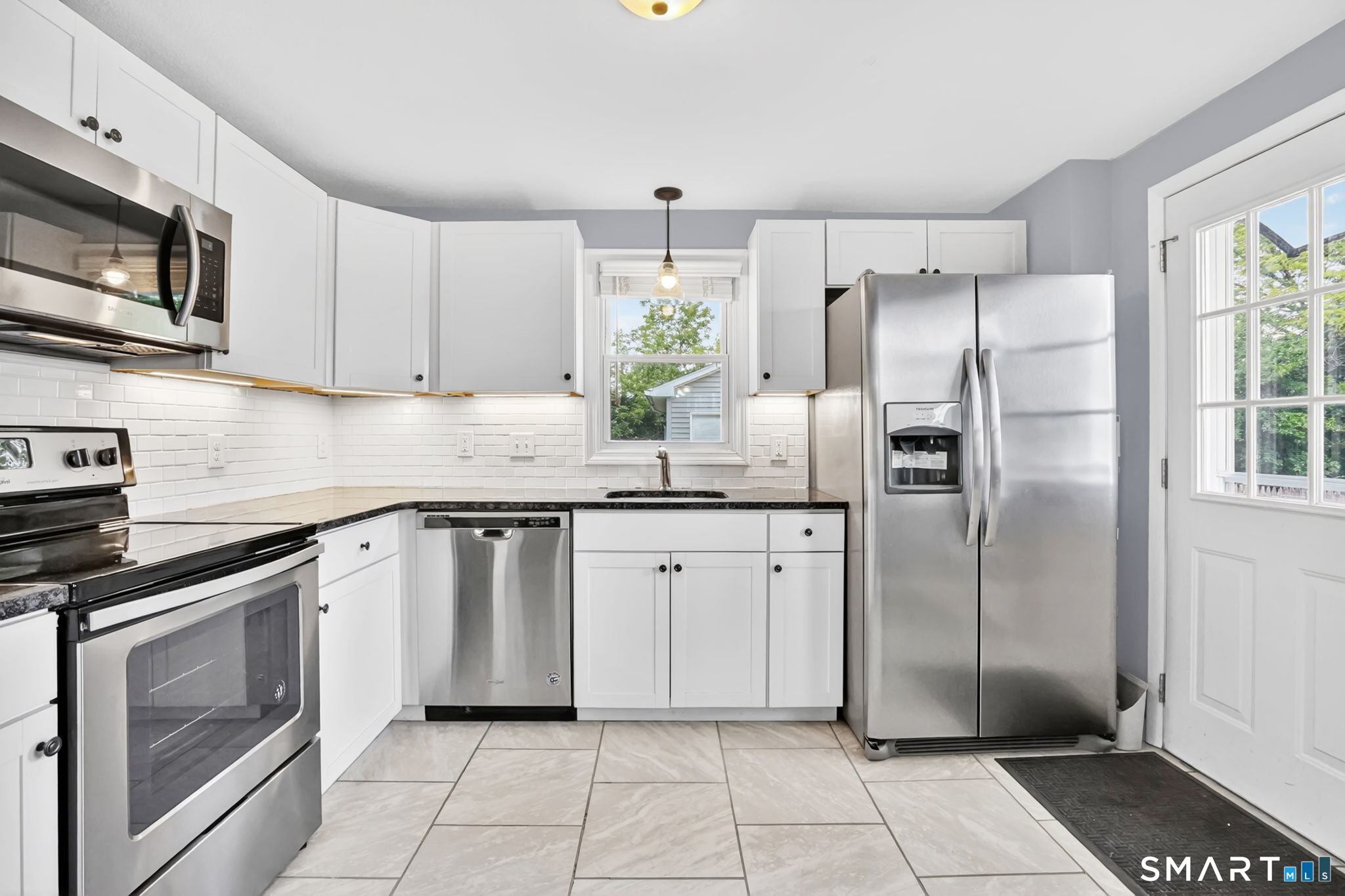 4 King Court Enfield CT 06082