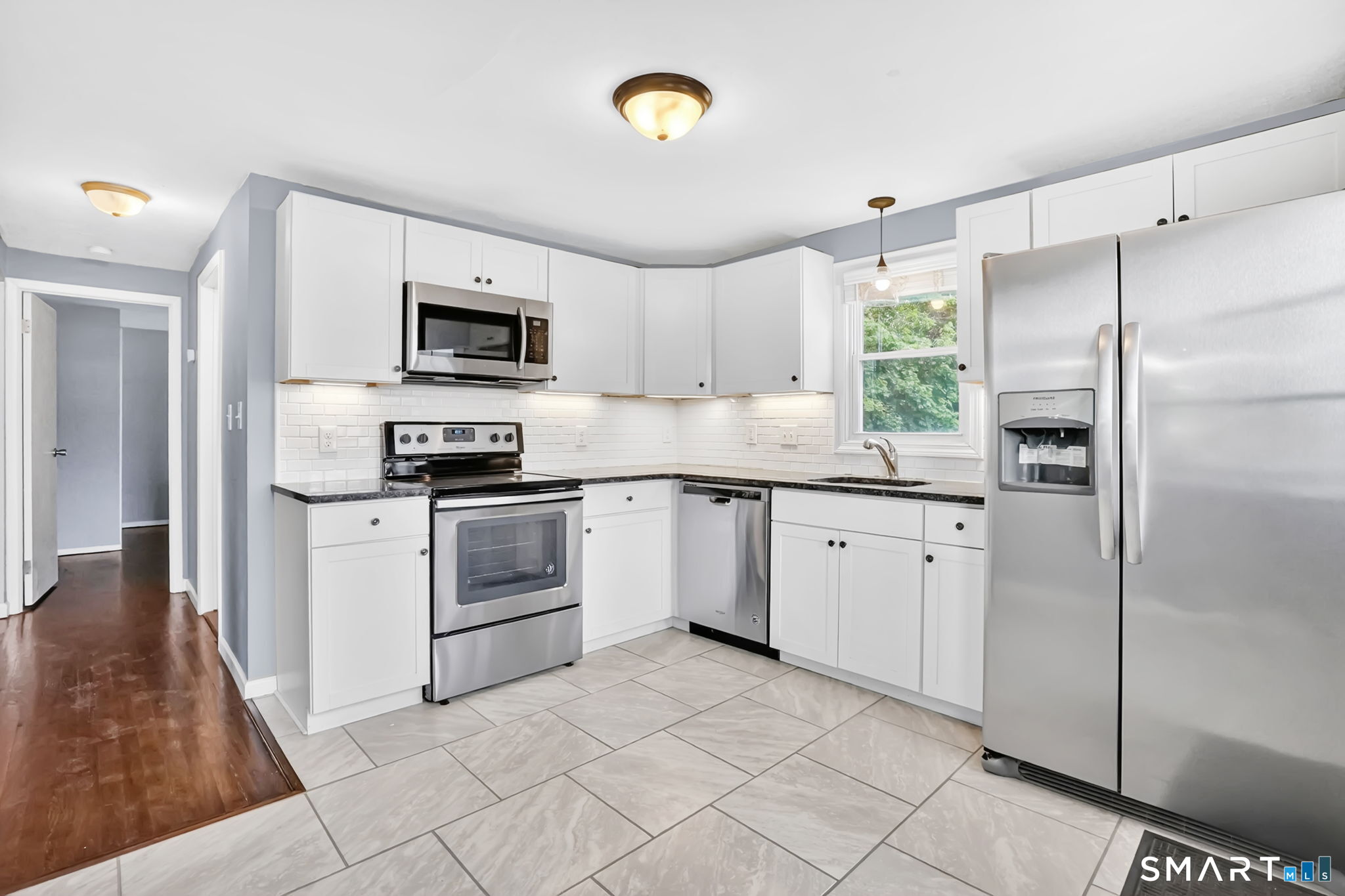4 King Court Enfield CT 06082
