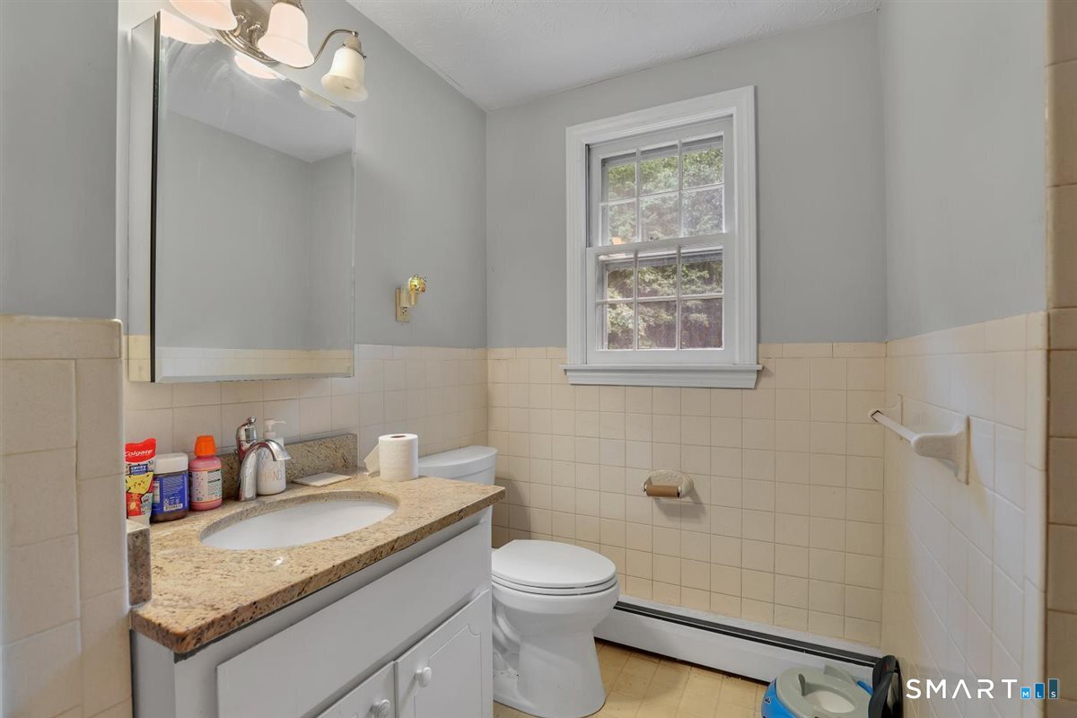 629 Shenipsit Lake Road Tolland CT 06084