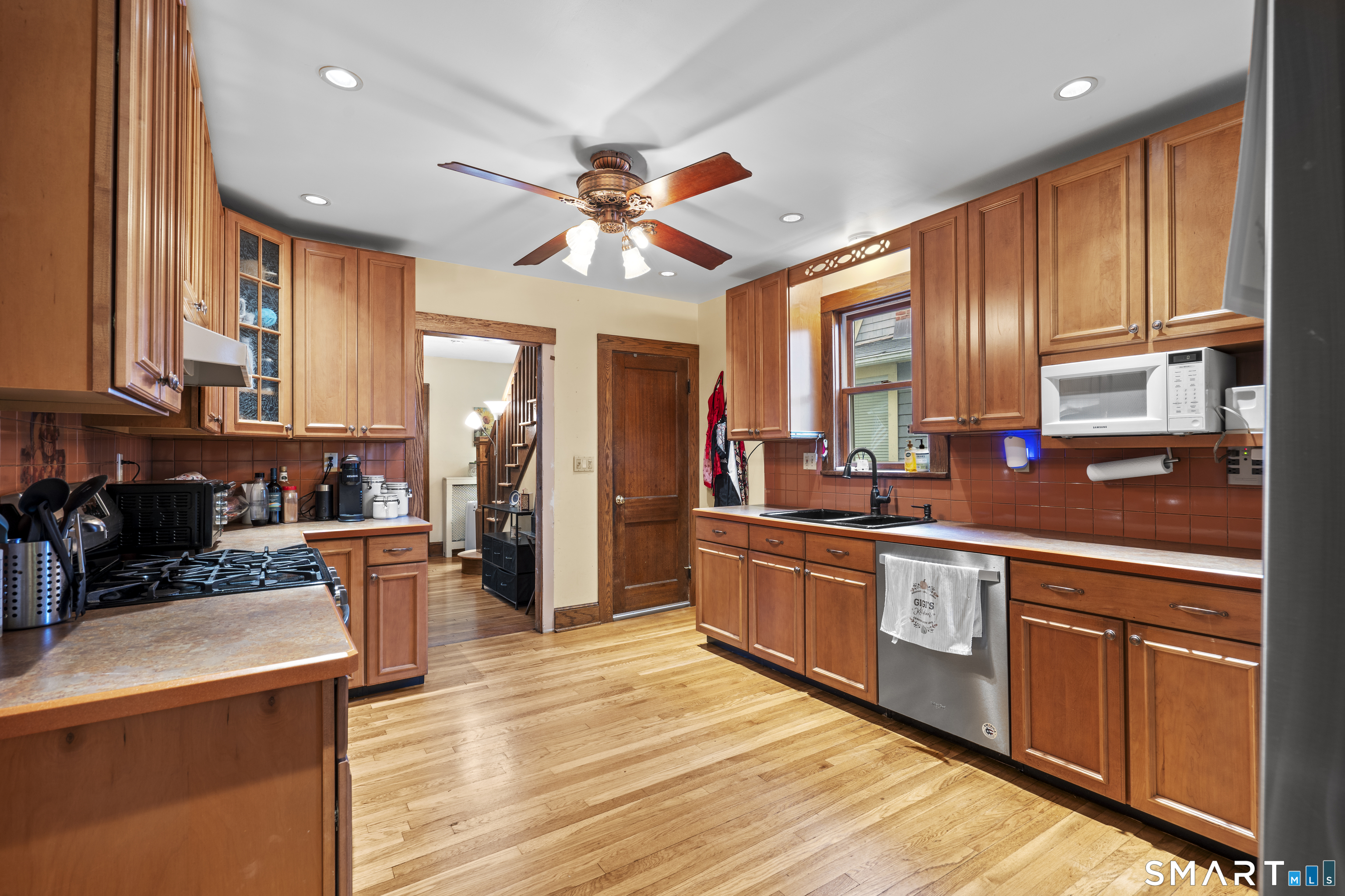 34 Glenwood Avenue Stratford CT 06614