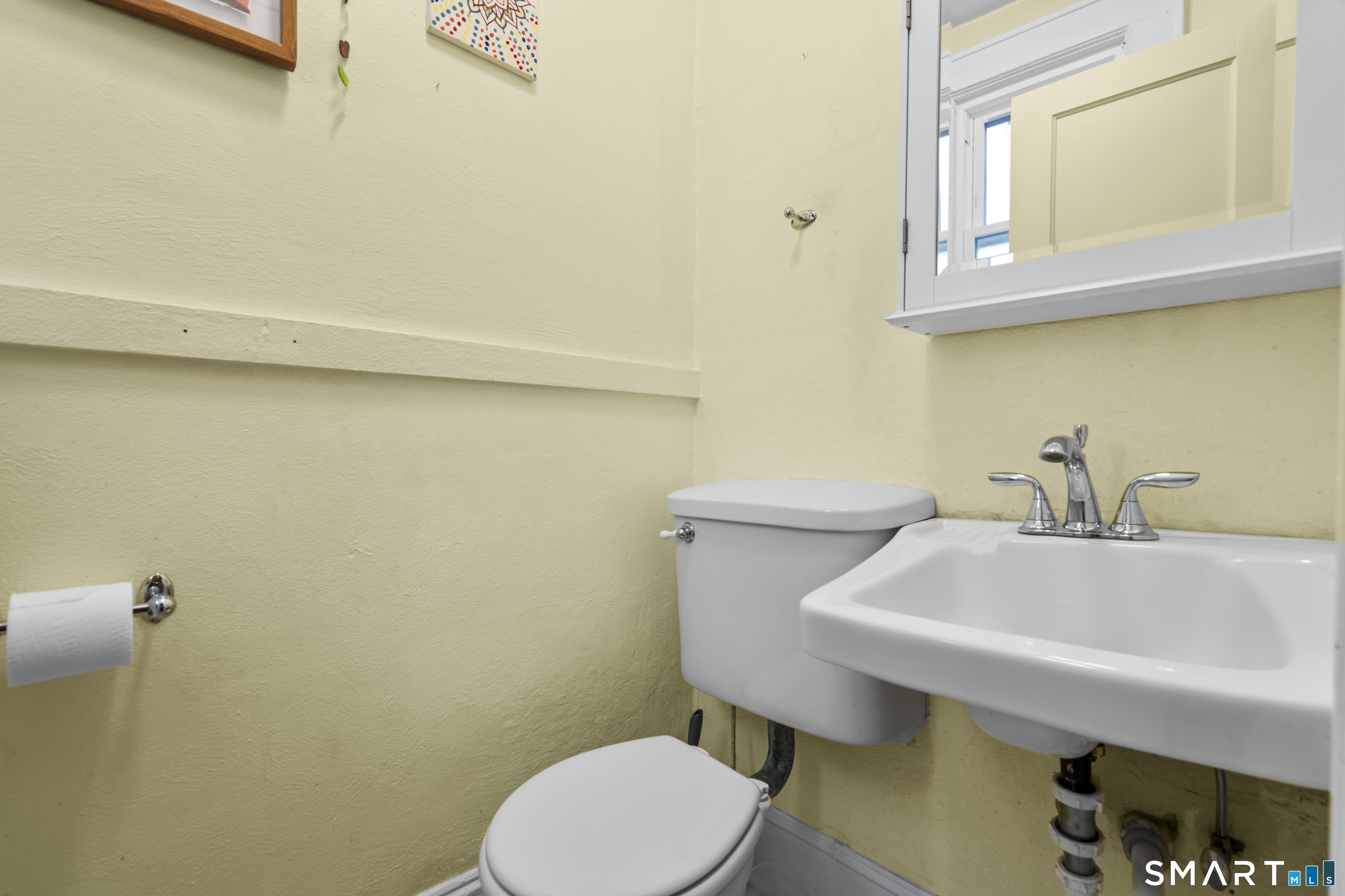 34 Glenwood Avenue Stratford CT 06614