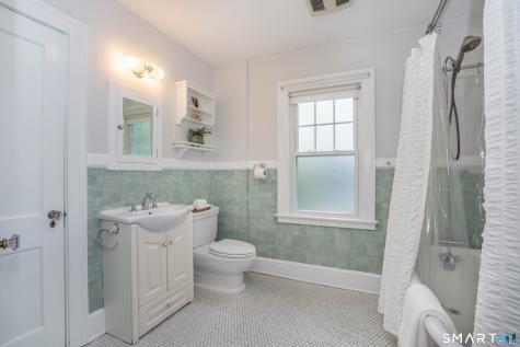 17 Troy Street West Hartford CT 06119