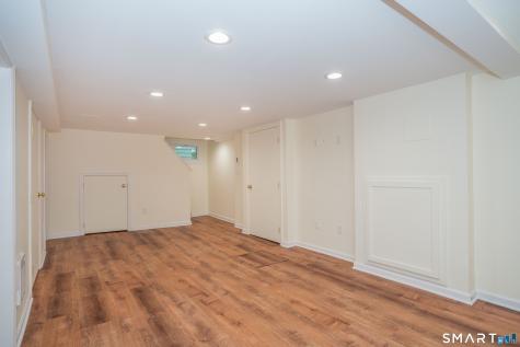 17 Troy Street West Hartford CT 06119