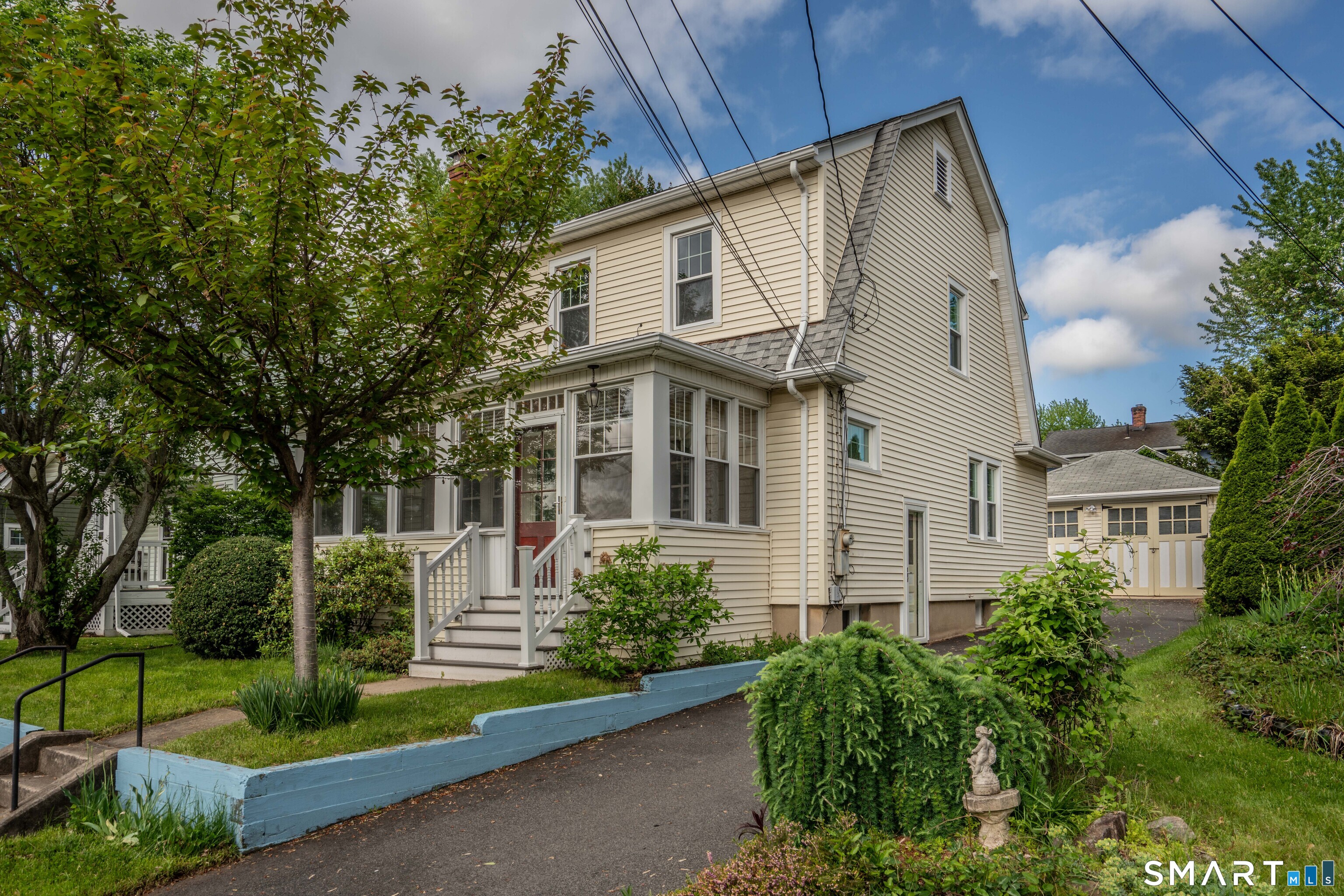 17 Troy Street West Hartford CT 06119