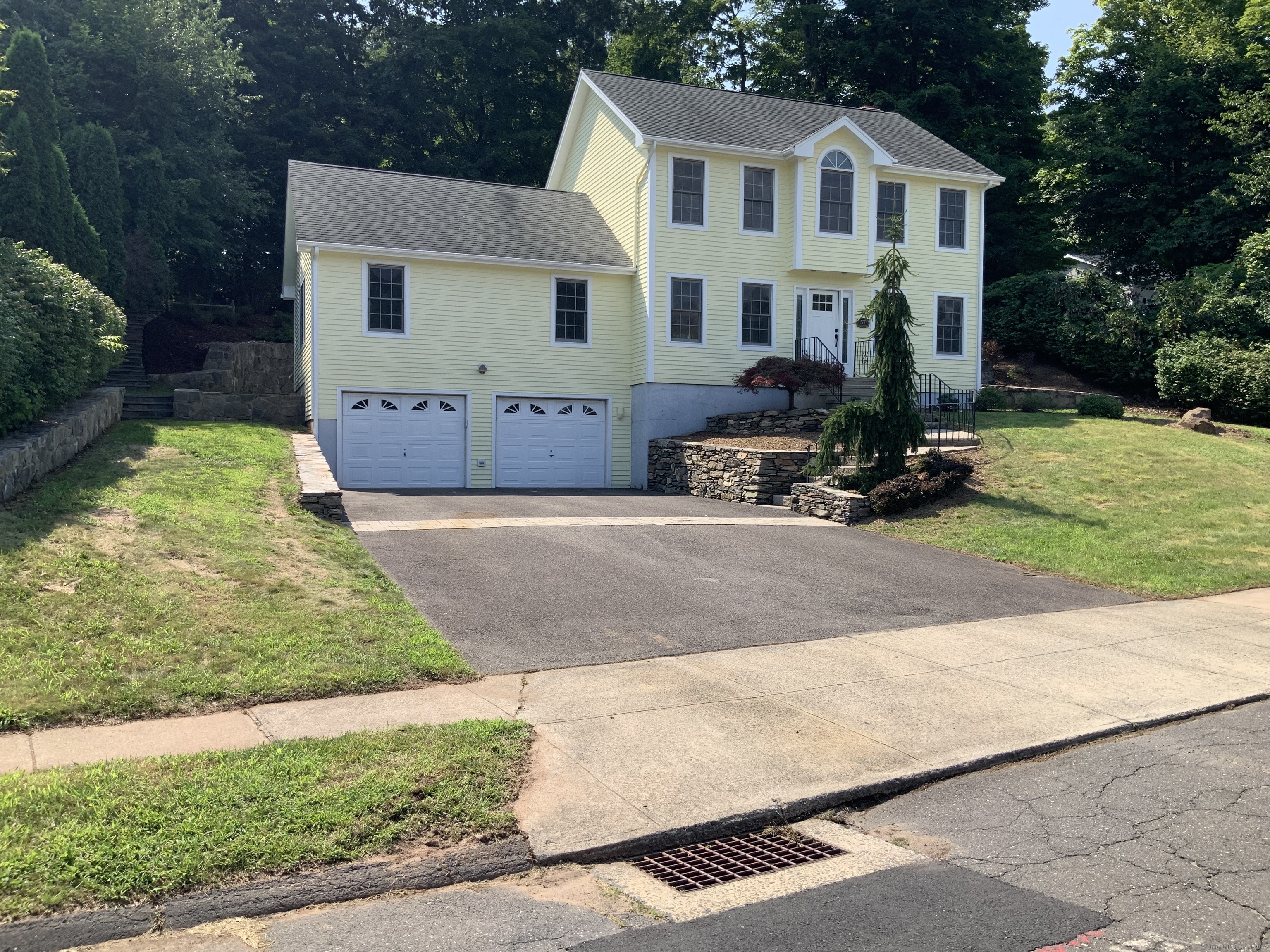 57 Westwood Lane Middletown CT 06457