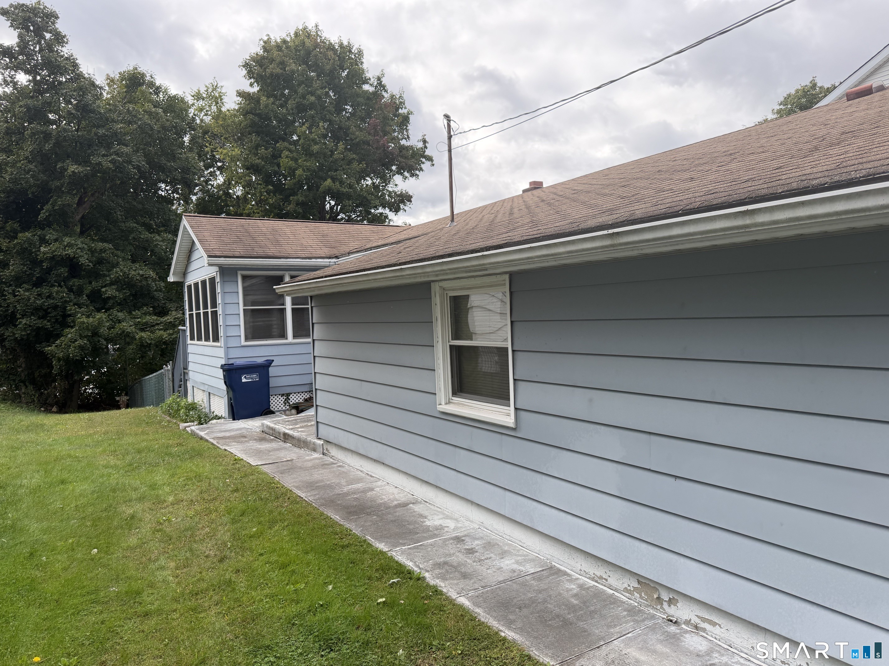 30 South Cliff Street Ansonia CT 06401