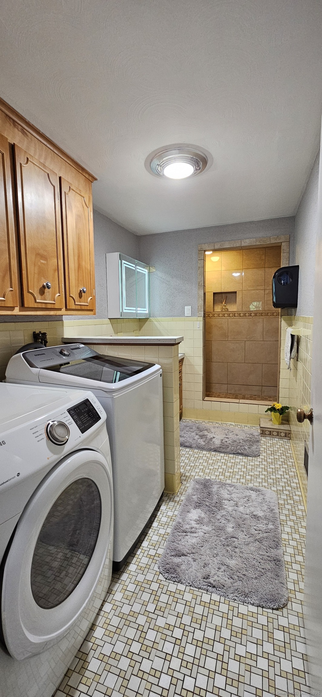 258 Eddy Glover Boulevard New Britain CT 06053