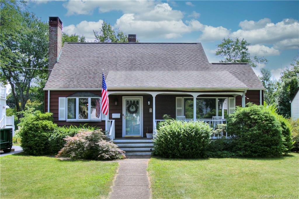25 Quaker Lane Fairfield CT 06824