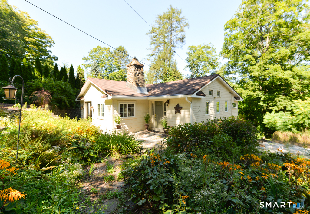 42 Berkshire Road Southbury CT 06488