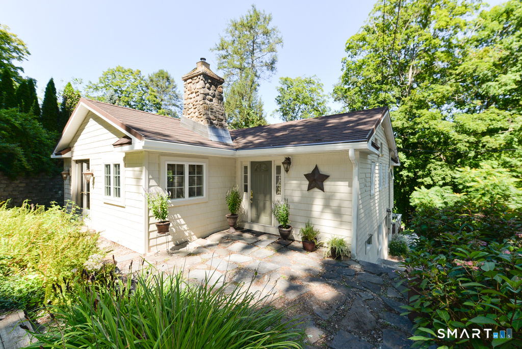 42 Berkshire Road Southbury CT 06488