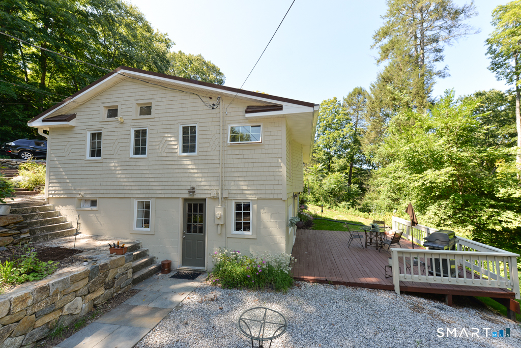 42 Berkshire Road Southbury CT 06488