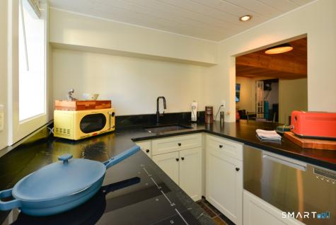 42 Berkshire Road Southbury CT 06488