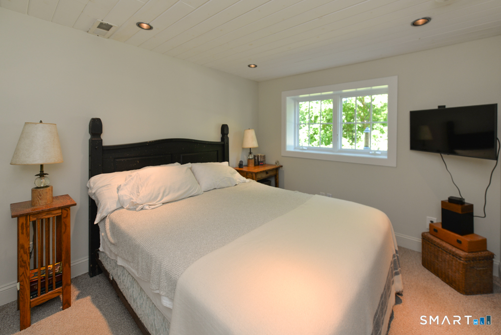 42 Berkshire Road Southbury CT 06488