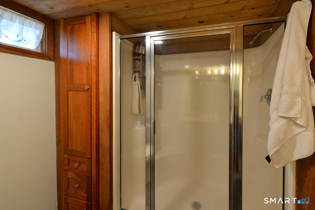 42 Berkshire Road Southbury CT 06488