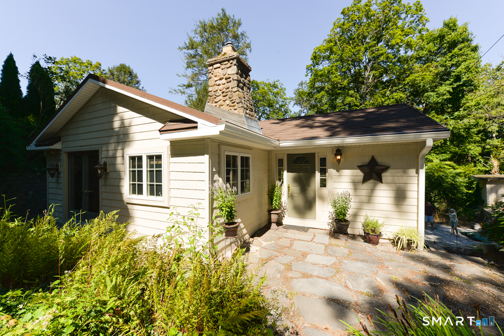 42 Berkshire Road Southbury CT 06488