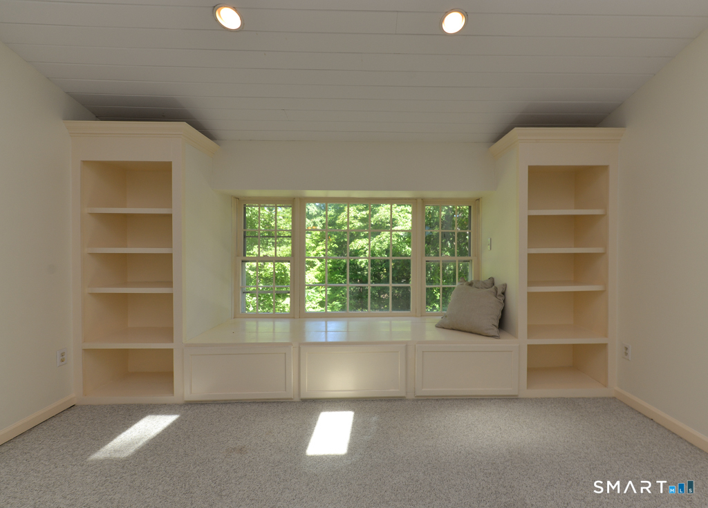 42 Berkshire Road Southbury CT 06488