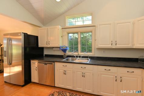 42 Berkshire Road Southbury CT 06488