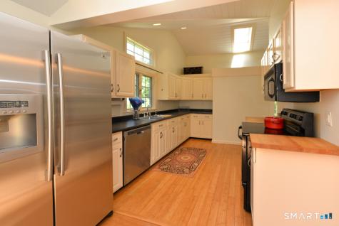 42 Berkshire Road Southbury CT 06488