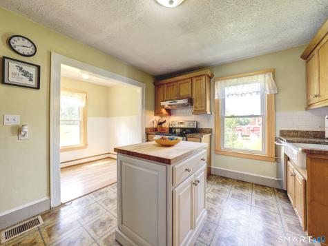 171 Route 82 Montville CT 06370