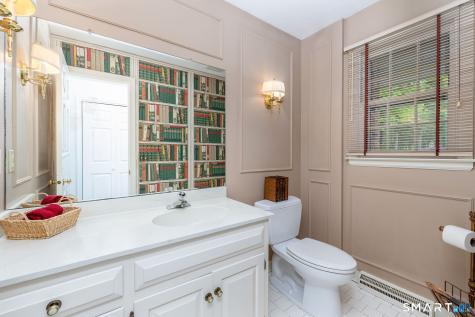 38 Cheltenham Way Avon CT 06001