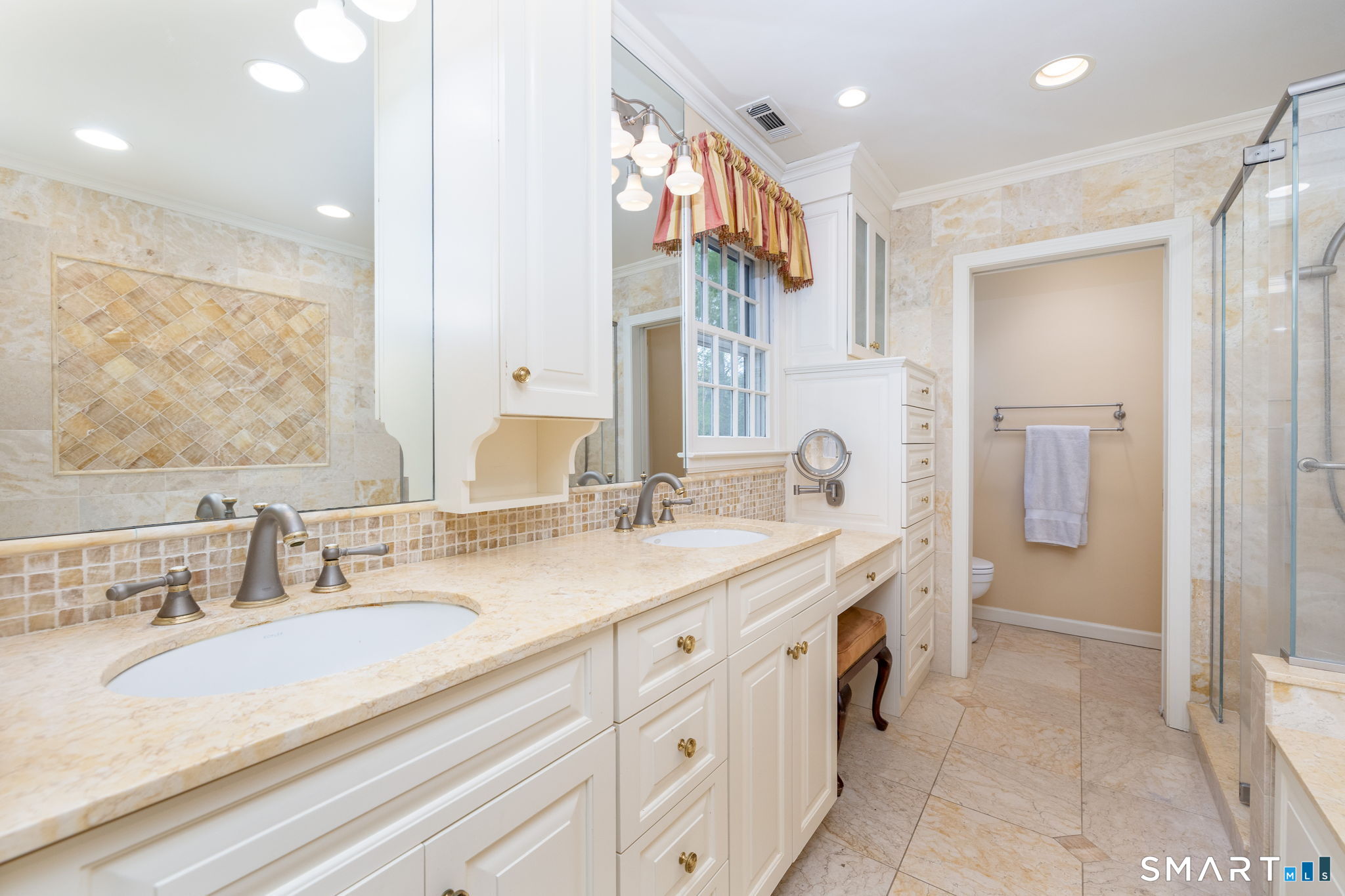 38 Cheltenham Way Avon CT 06001