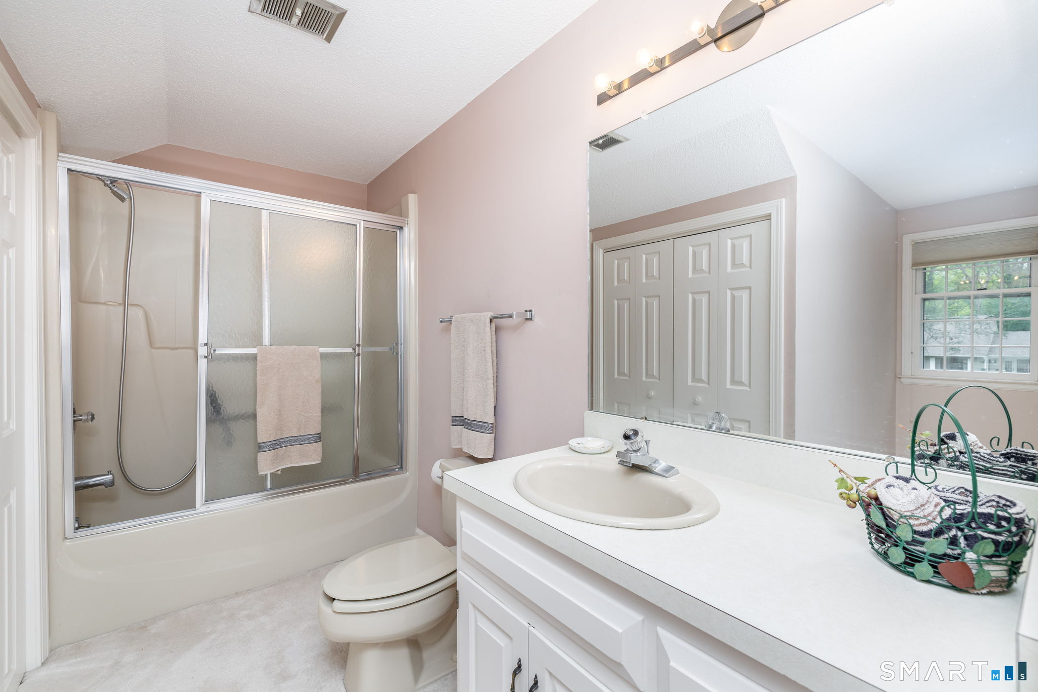 38 Cheltenham Way Avon CT 06001