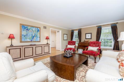 38 Cheltenham Way Avon CT 06001