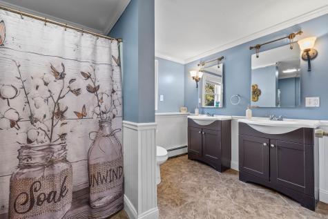 4 Van Dyke Lane Clinton CT 06413