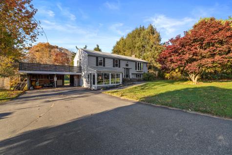 4 Van Dyke Lane Clinton CT 06413