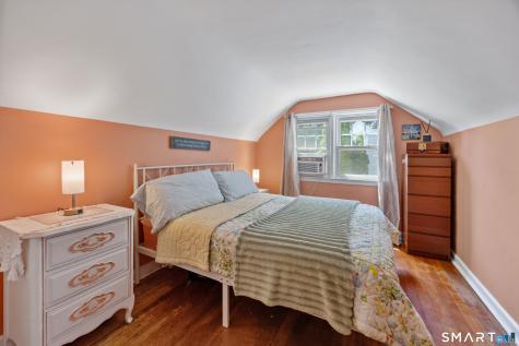 43 Deering Lane Naugatuck CT 06770