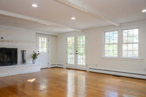 486 Deercliff Road Avon CT 06001