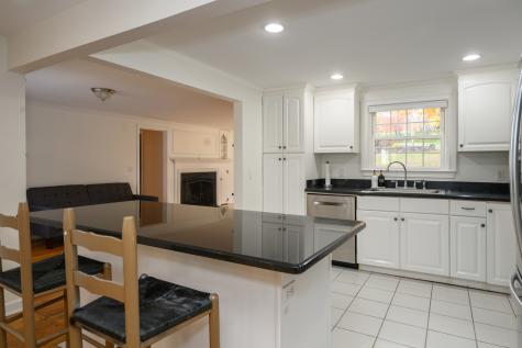 486 Deercliff Road Avon CT 06001