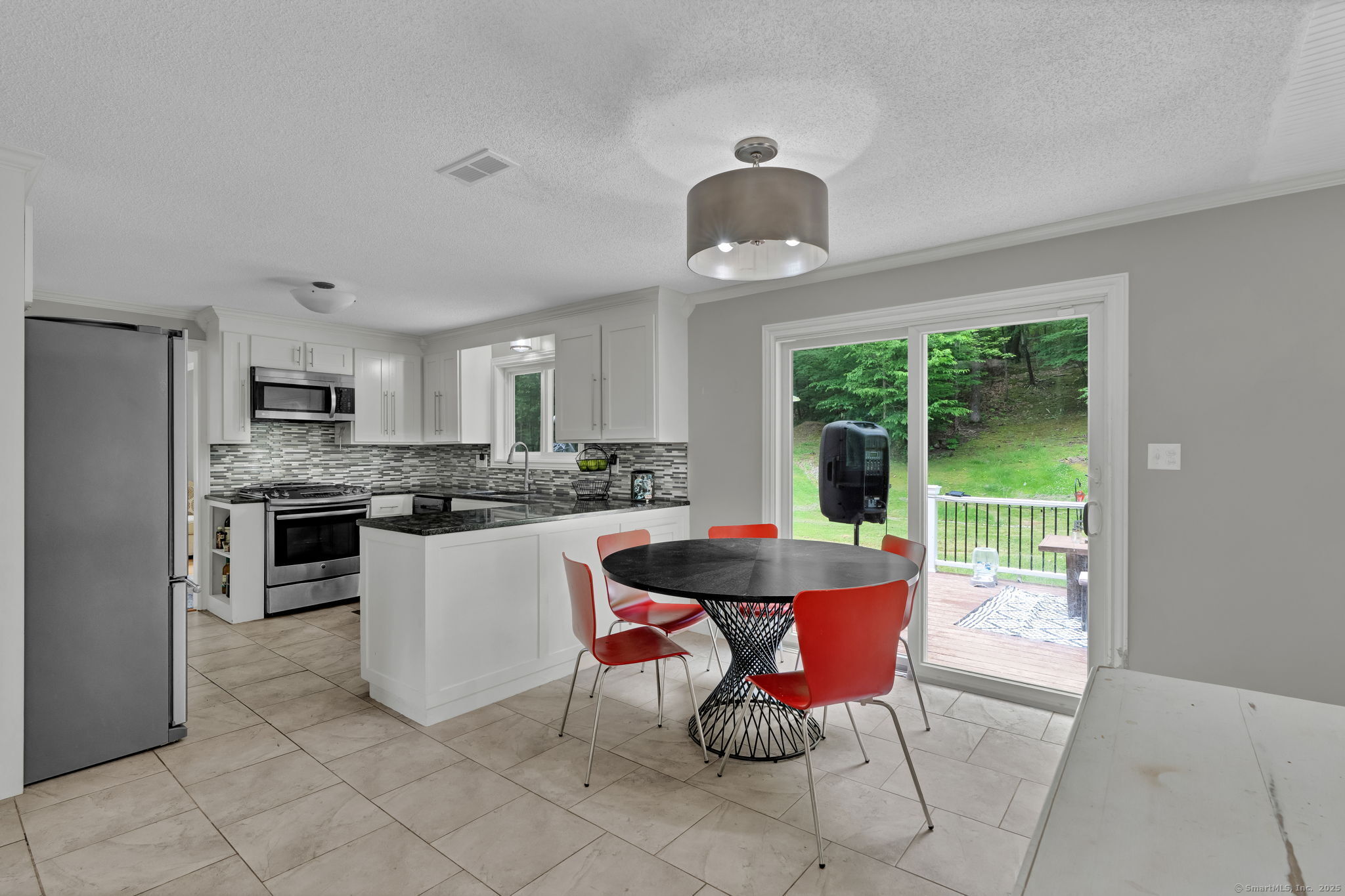 2 Pent Road Bloomfield CT 06002