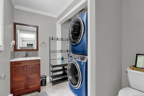 2 Pent Road Bloomfield CT 06002