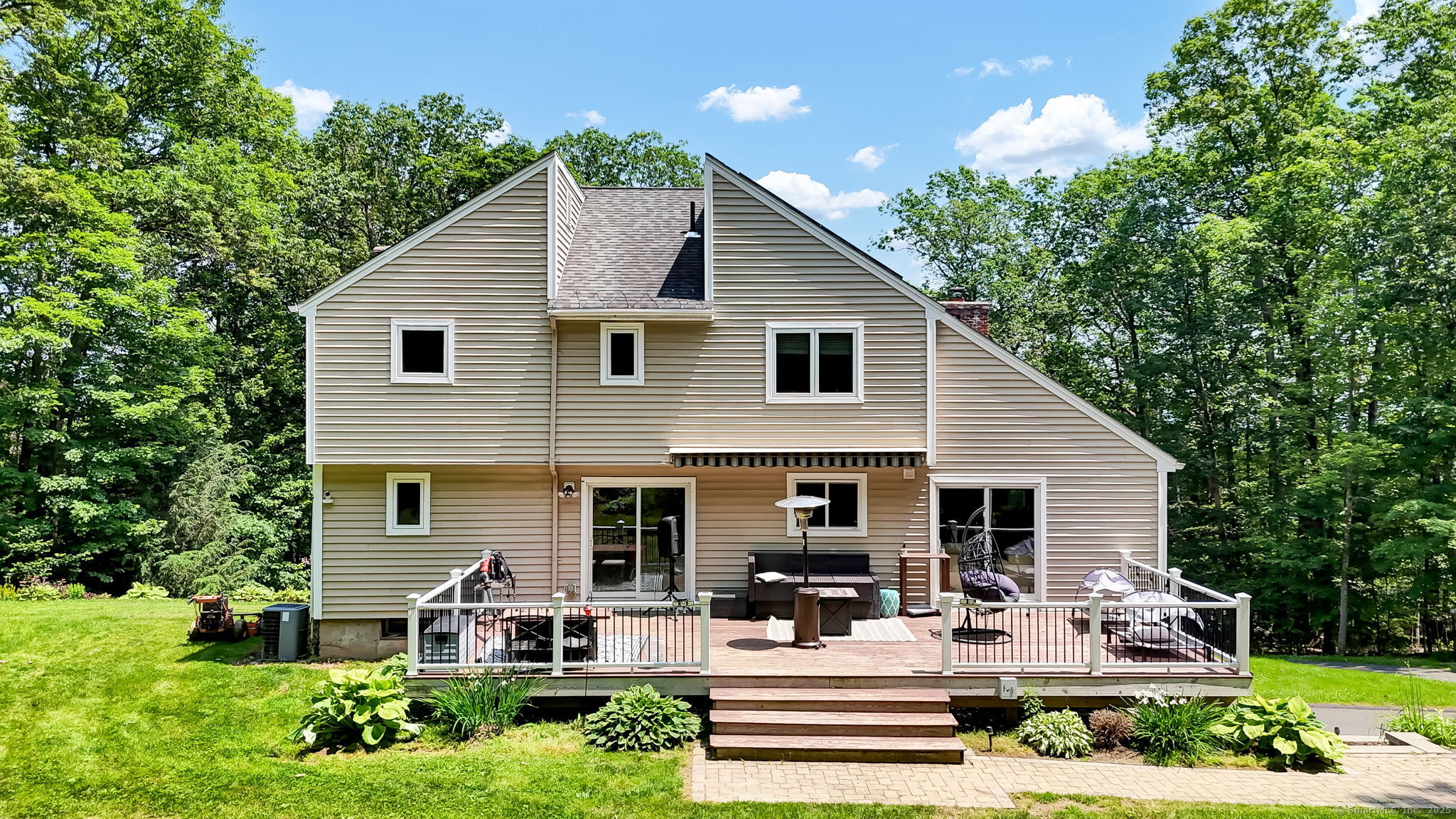 2 Pent Road Bloomfield CT 06002