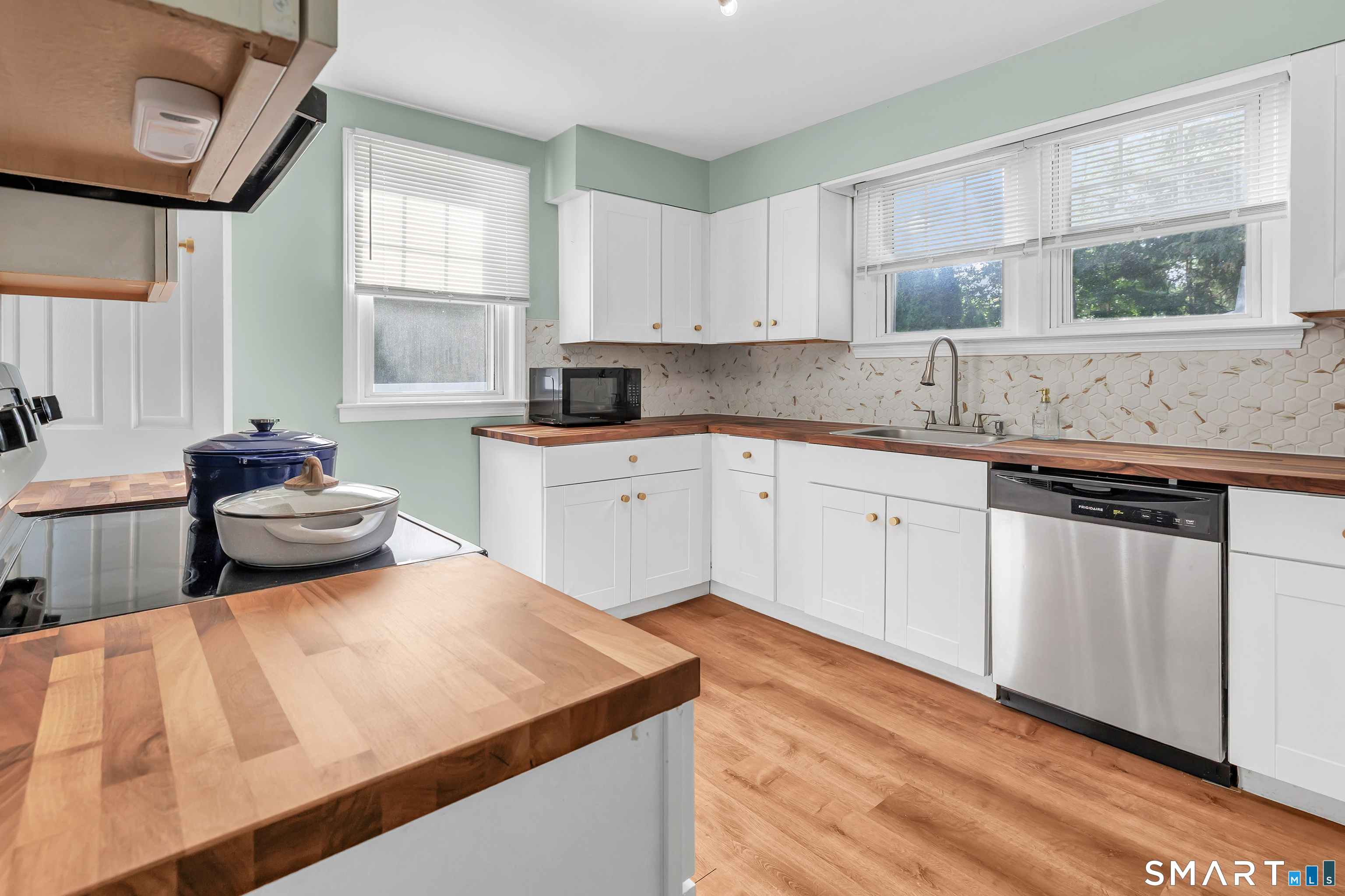 40 Highview Avenue West Haven CT 06516