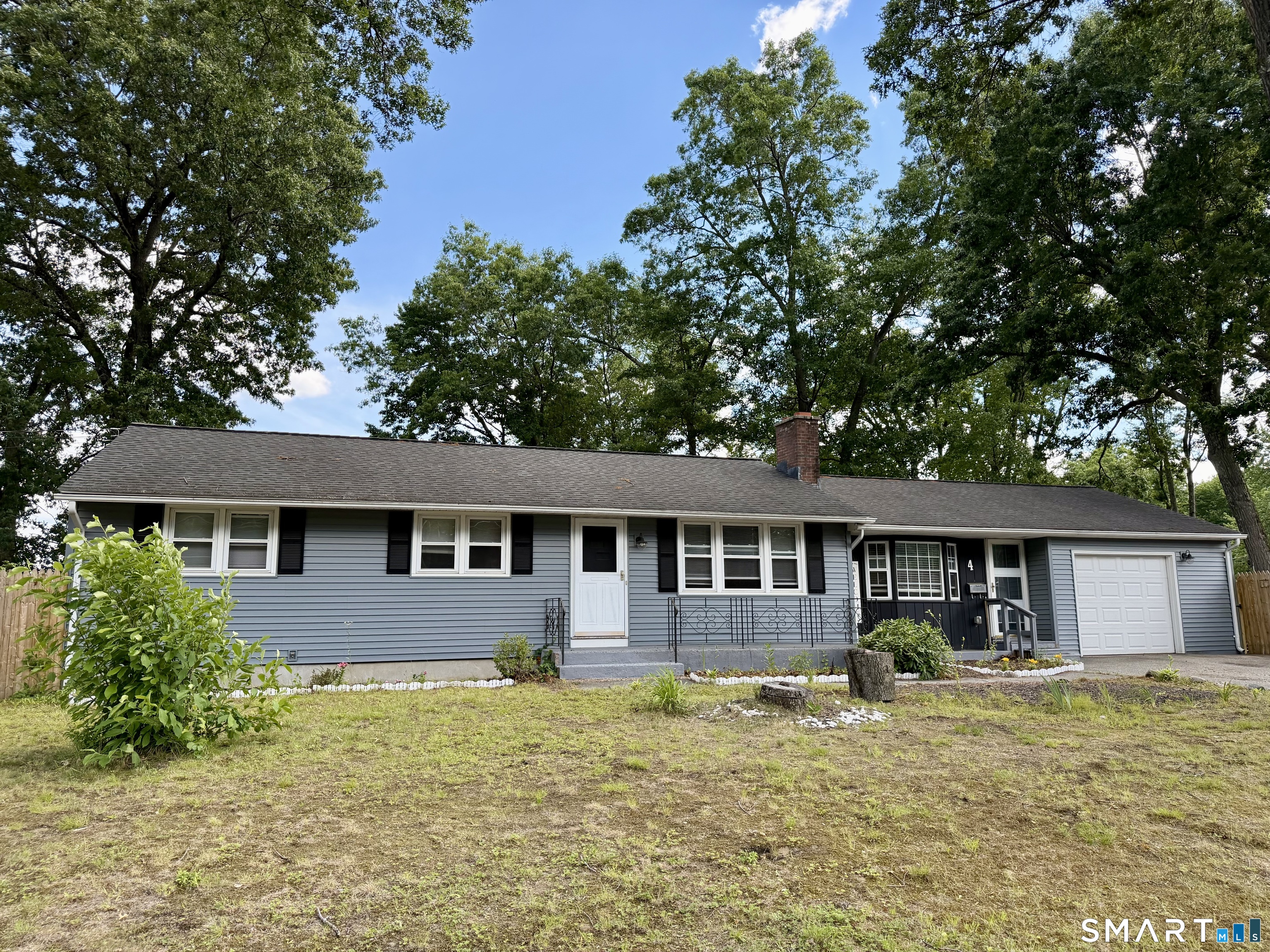 4 Betty Road Enfield CT 06082