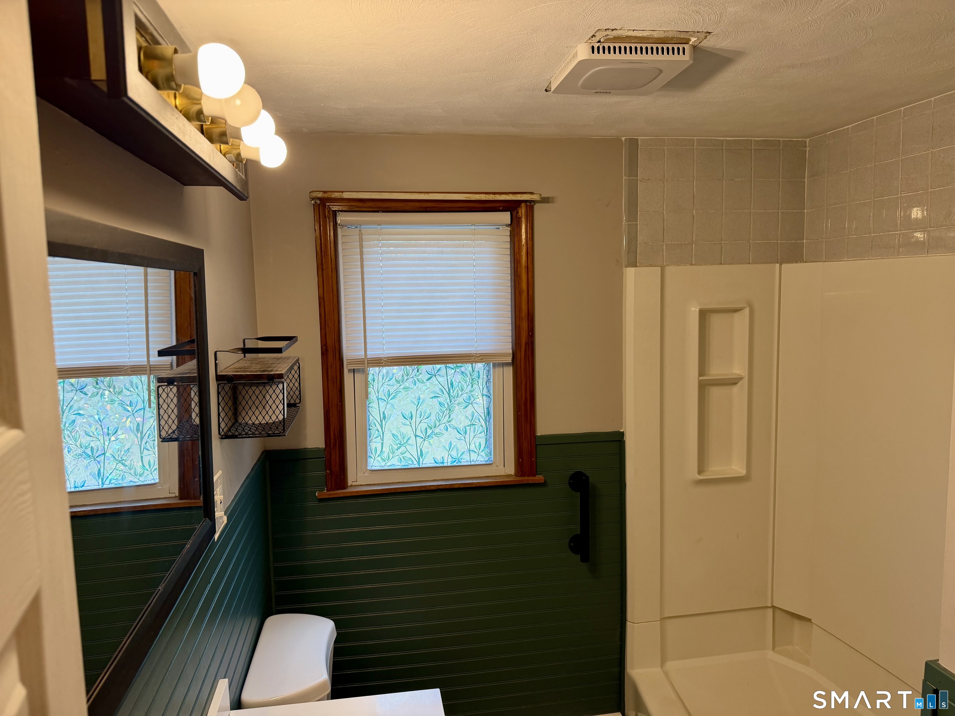 4 Betty Road Enfield CT 06082