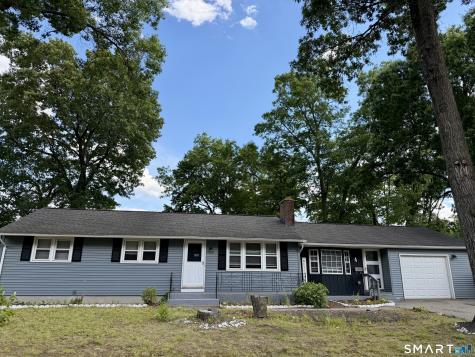 4 Betty Road Enfield CT 06082