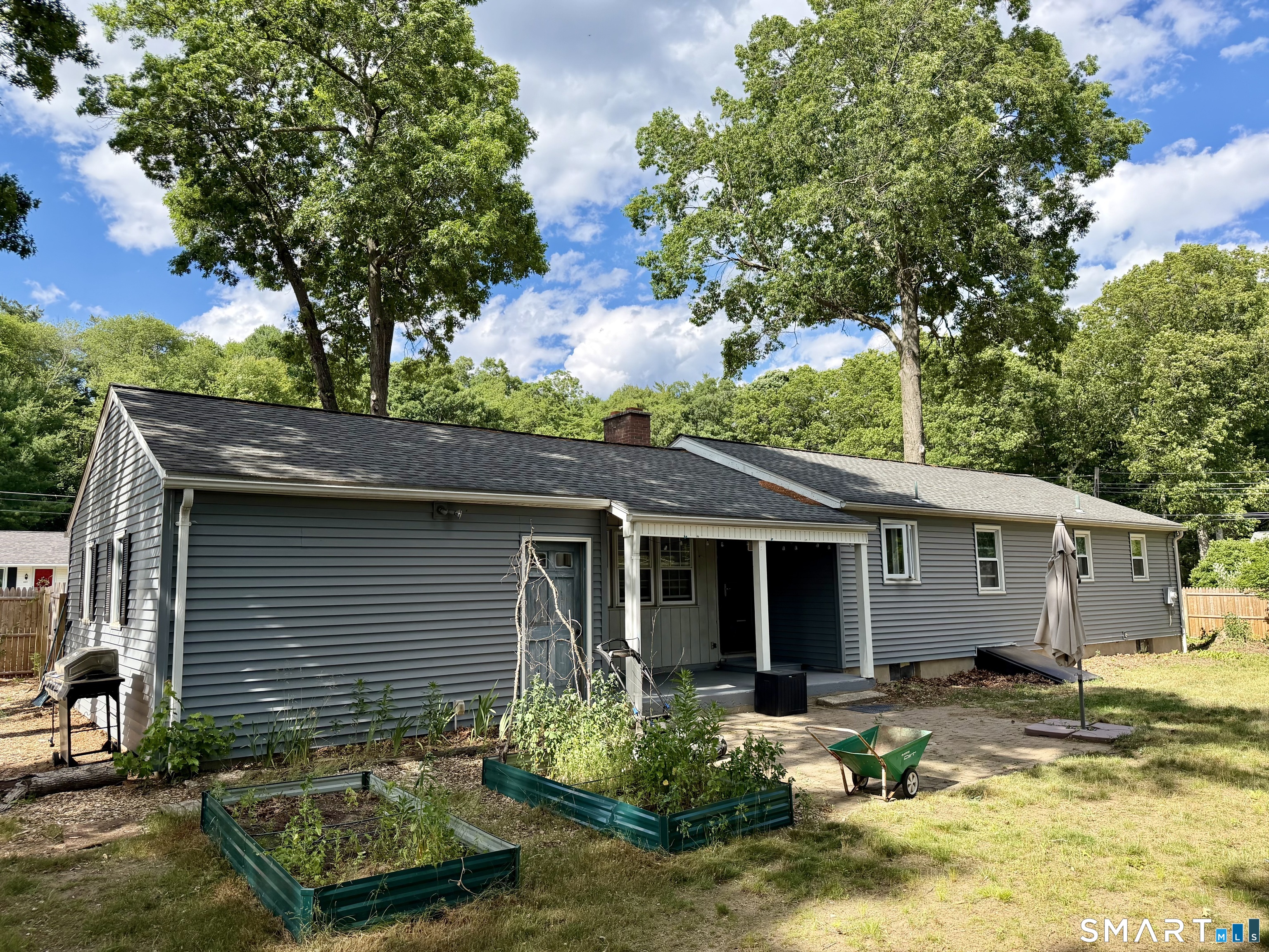 4 Betty Road Enfield CT 06082