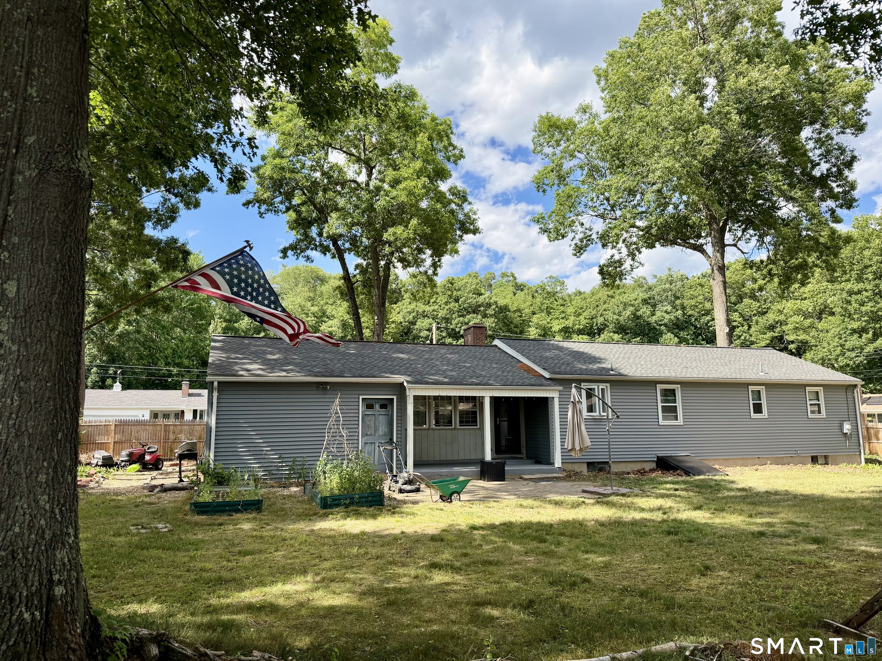 4 Betty Road Enfield CT 06082