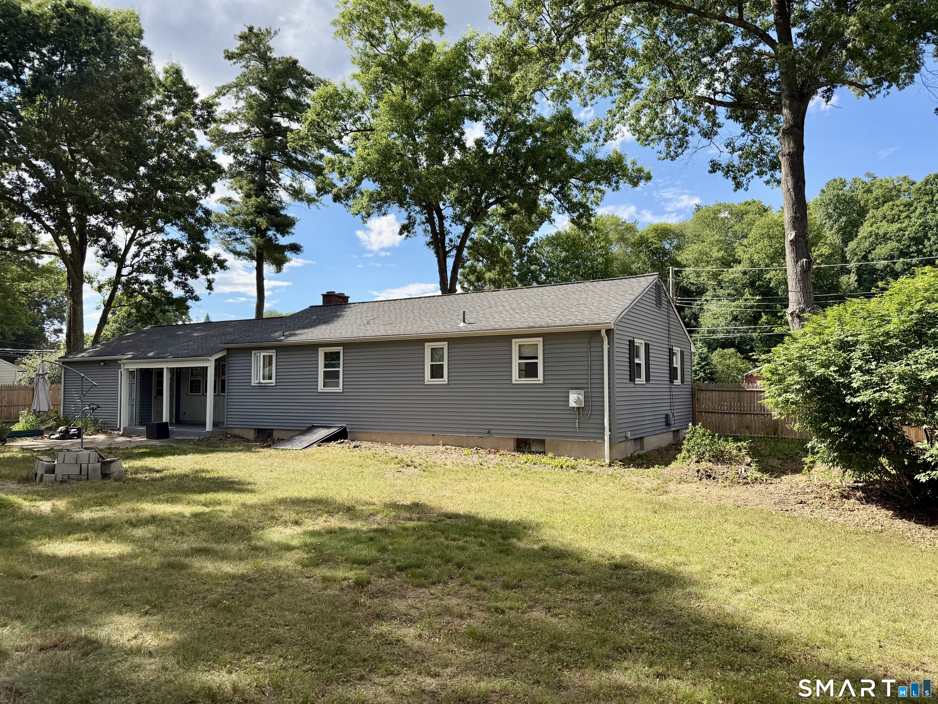 4 Betty Road Enfield CT 06082